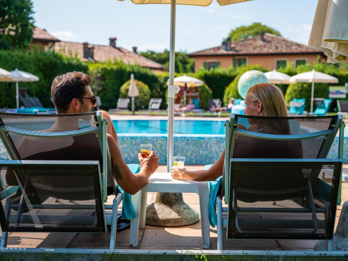 Active Hotel Paradiso Peschiera del Garda Exterior photo